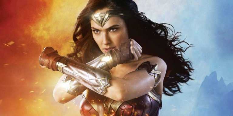 Wonder Woman 1984: Gal Gadot “vola” sopra la Casa Bianca – foto