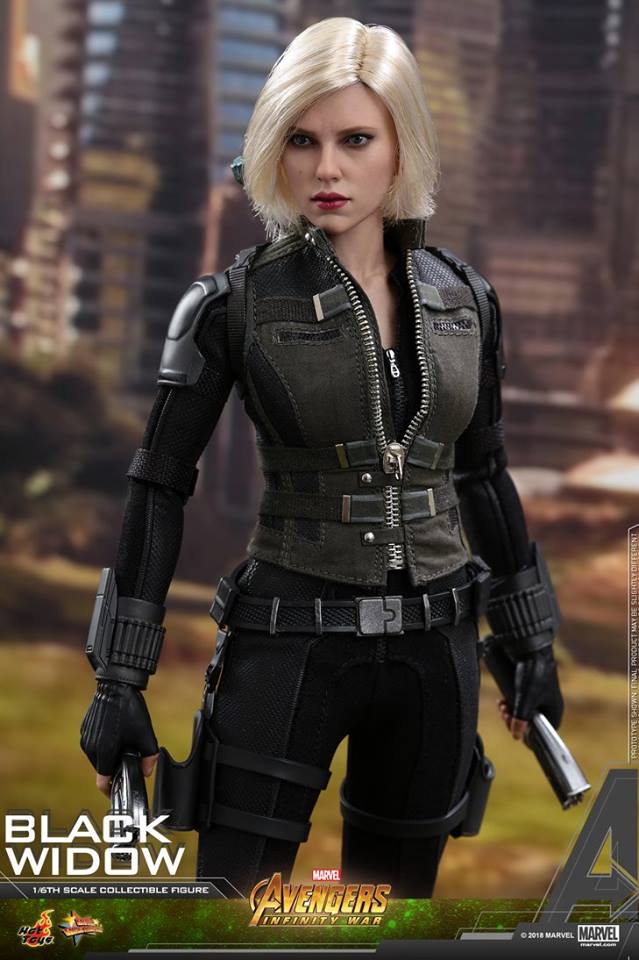 Hot Toys Vedova Nera 1:6 - Figura Da Collezione Natasha Romanoff Con Dreadlock E Accessori