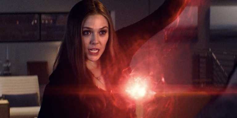 Elizabeth Olsen: tutti gli occhi su di lei alla premiere di Civil War, anche quelli di Cap Elizabeth Olsen: tutti gli occhi su di lei alla premiere di Civil War, anche quelli di Cap