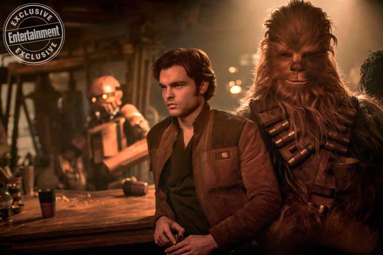 Solo: A Star Wars Story, la scommessa per il Millennium Falcon nel nuovo spot Solo: A Star Wars Story, la scommessa per il Millennium Falcon nel nuovo spot