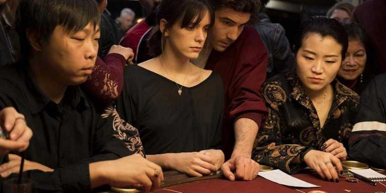 Joueurs: recensione del film con Stacy Martin