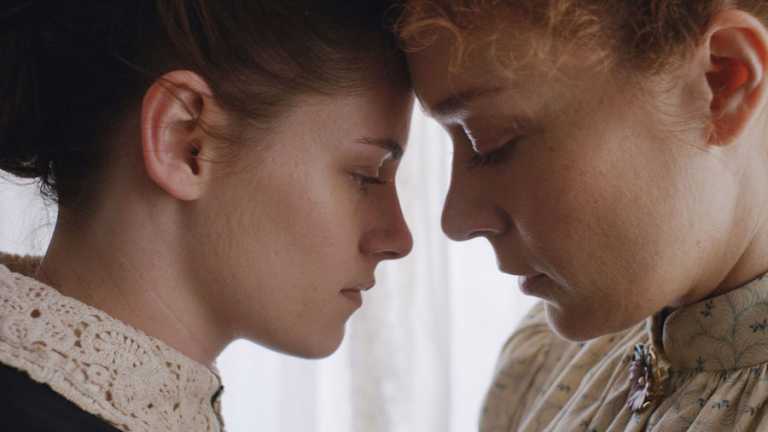Lizzie: il trailer del film con Kristen Stewart e Chloë Sevigny