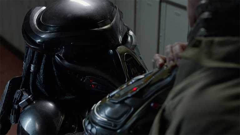 Predator: il regista di 10 Cloverfield Lane per il nuovo film