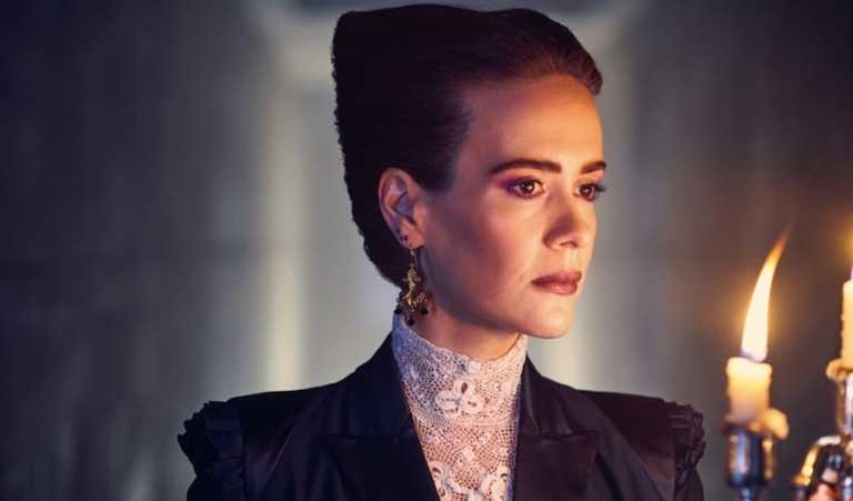 Sarah Paulson al fianco di Nicholas Hoult nel biopic su JD Salinger