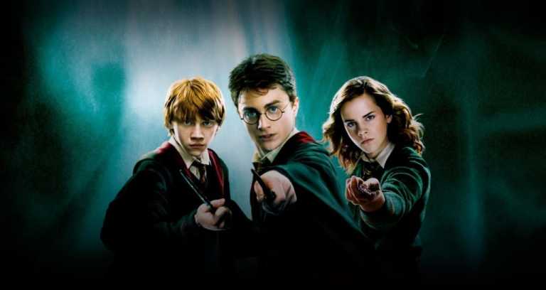 J.K. Rowling accusata di transforbia: il commento di un membro del cast di Harry Potter