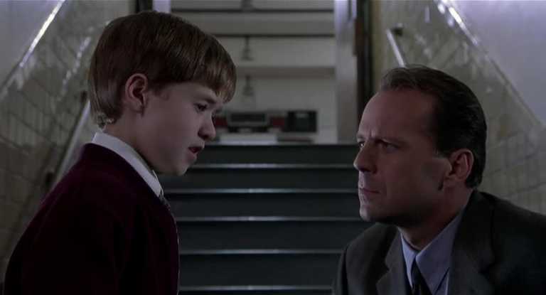 Haley Joel Osment riflette sul lavoro con Bruce Willis in Il Sesto Senso