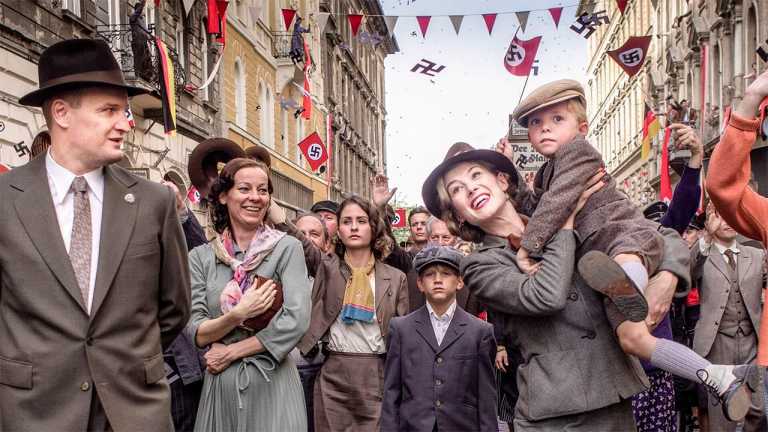 L’uomo dal cuore di ferro: recensione del film con Jason Clarke