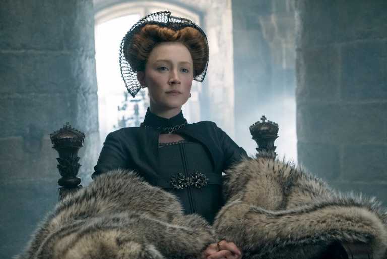 Maria Regina di Scozia: recensione del film con Saoirse Ronan