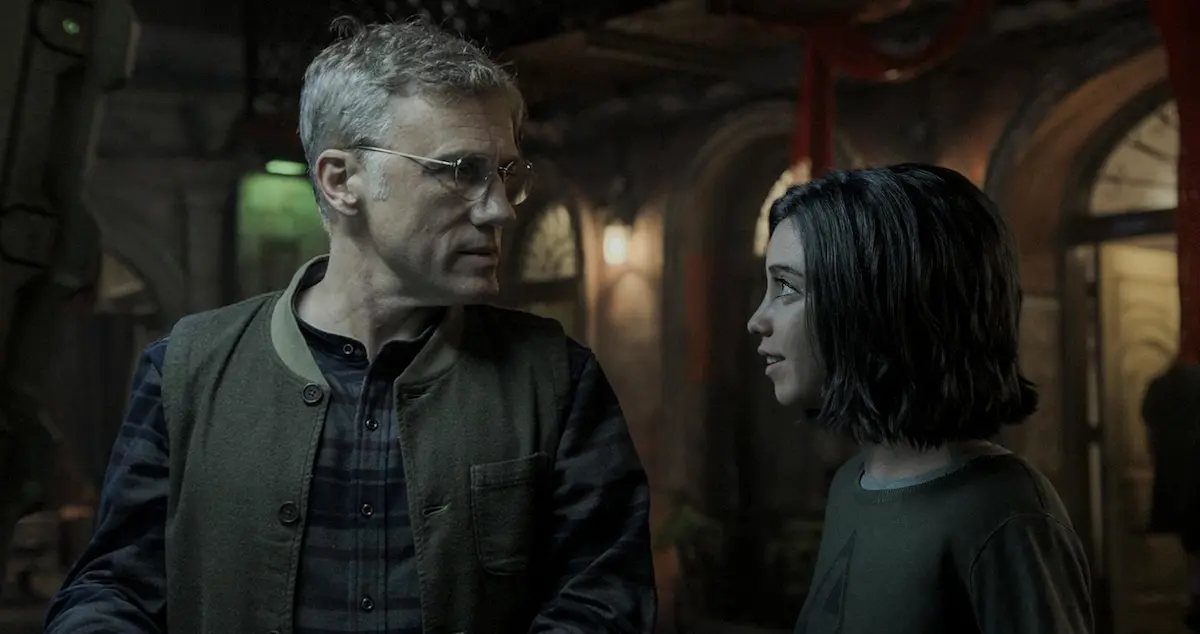 Christoph Waltz e Rosa Salazar in Alita - Angelo della battaglia