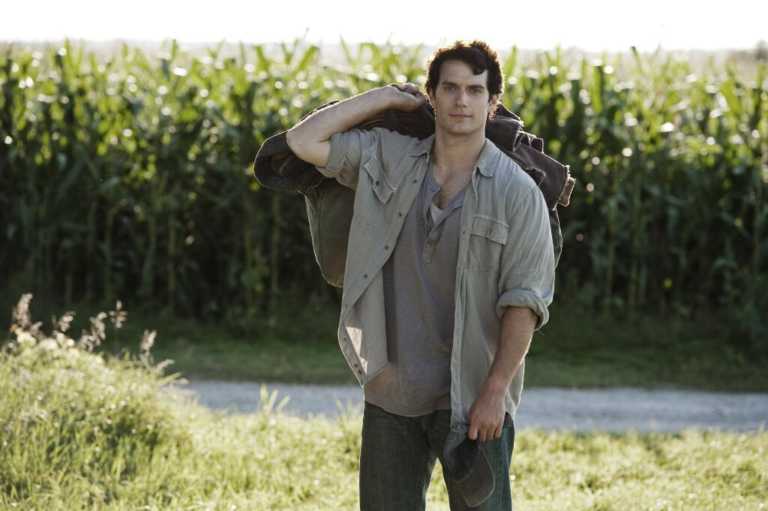Henry Cavill abbandona l’action thriller Stratton