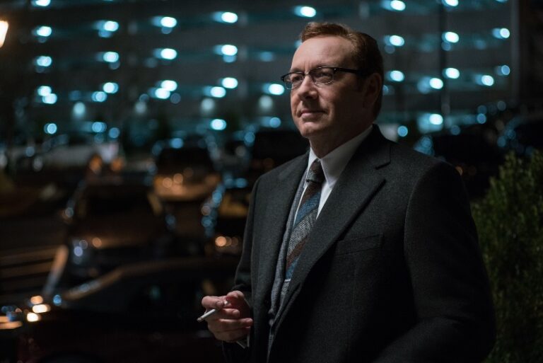 Kevin Spacey rilascia una dichiarazione dopo essere stato prosciolto dalle accuse di violenza sessuale nel Regno Unito