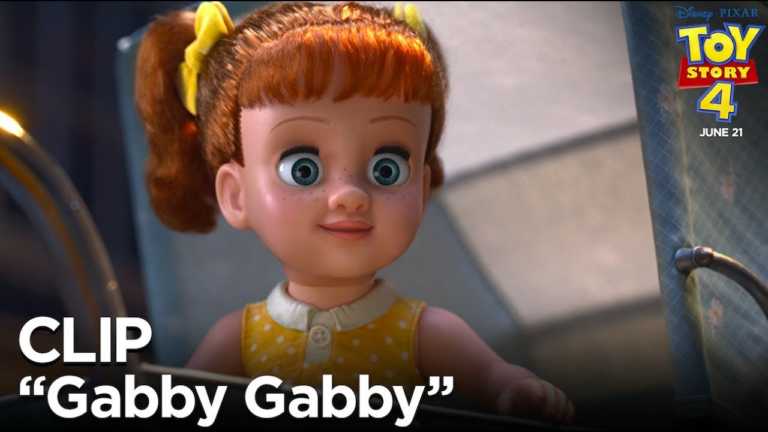 Toy Story 4: la bambola doppiata da Christina Hendricks nella nuova clip