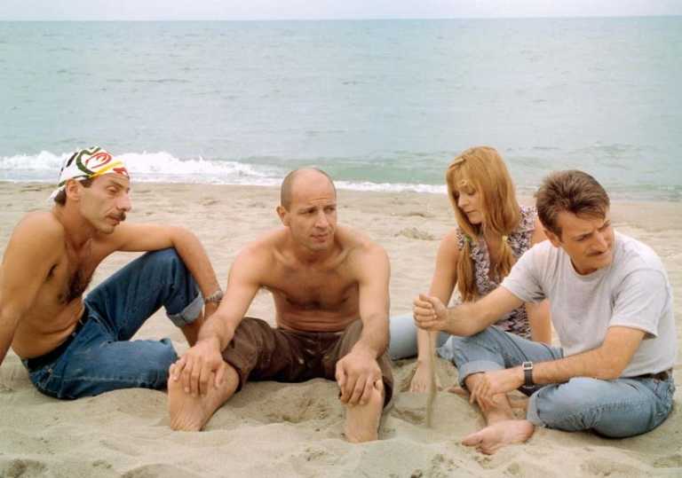 Tre uomini e una gamba: 10 cose che non sai sul film