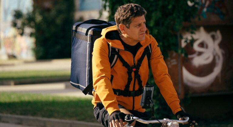 Fabio De Luigi dirige e interpreta il film 50 km all’ora