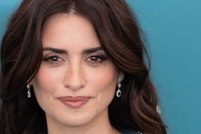 Penelope Cruz rinnova il sodalizio con Almodovar