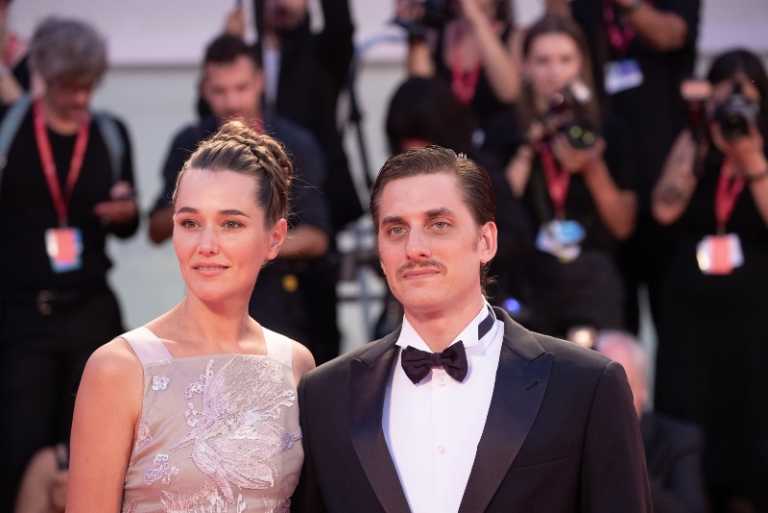 Venezia 76, red carpet: Luca Marinelli principe della serata