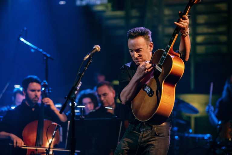 Western Stars: trailer del film di Bruce Springsteen, il 2, 3 e 4 dicembre al cinema Western Stars: trailer del film di Bruce Springsteen, il 2, 3 e 4 dicembre al cinema