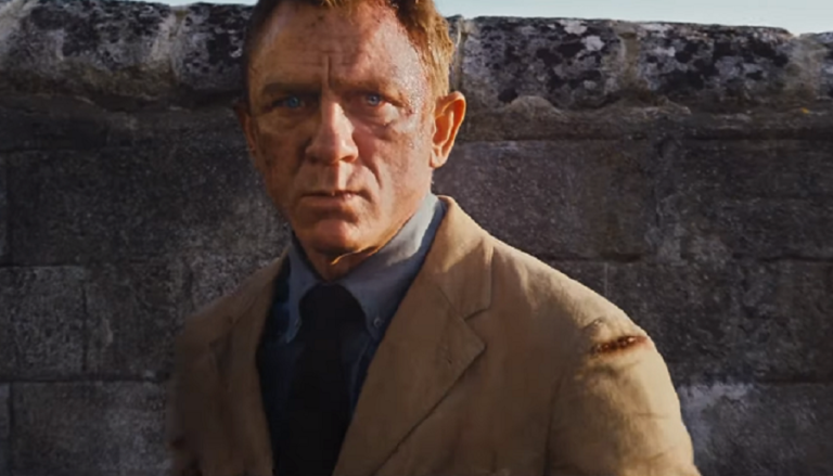 Essere James Bond: il trailer del doc in attesa di No Time To Die