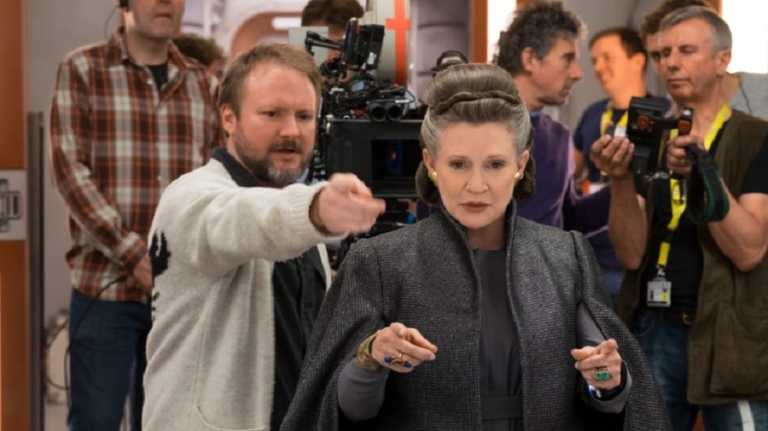 Star Wars: per Rian Johnson fare film per assecondare i fan è sbagliato
