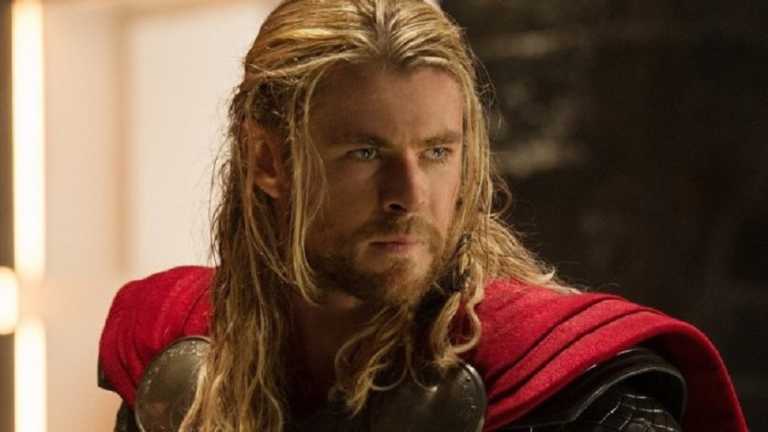 Thor: 10 momenti che dimostrano la grande umanità del Dio del Tuomo