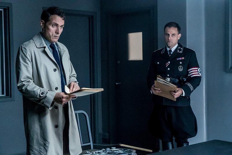 rufus-sewell-john-smith