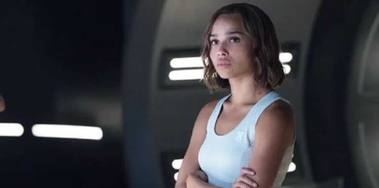 The Batman: Zoe Kravitz impegnata nella lettura di “Anno Uno”
