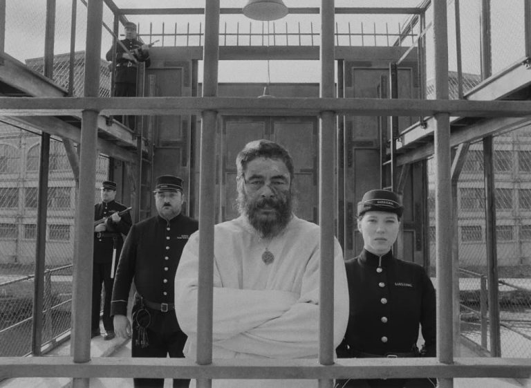 The French Dispatch: le prime foto ufficiali del nuovo film di Wes Anderson The French Dispatch: le prime foto ufficiali del nuovo film di Wes Anderson