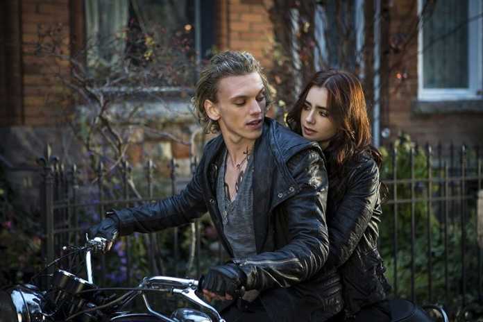 Jamie Campbell Bower Lily Collins