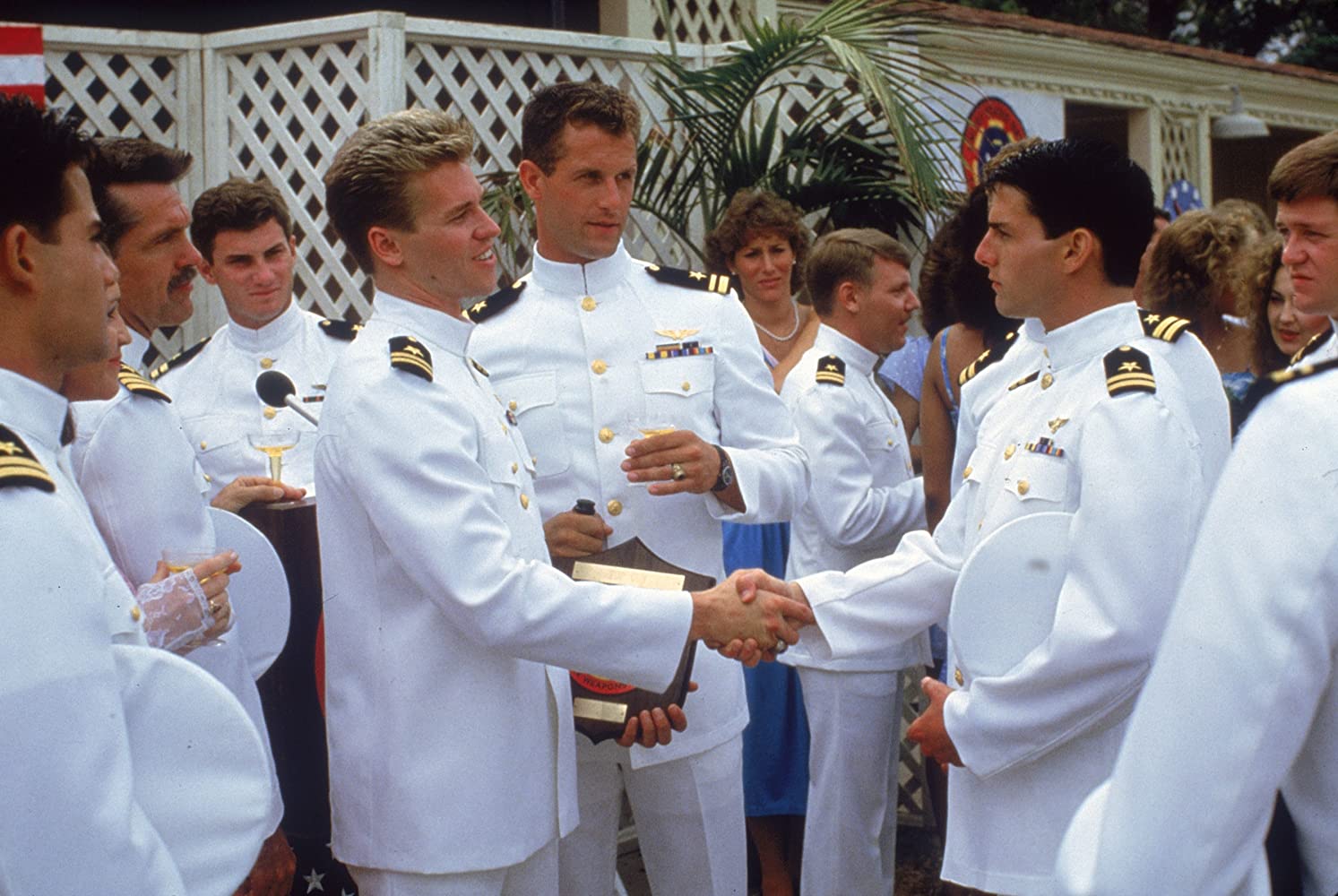 Tom Cruise, Val Kilmer, Tom Skerritt, Rick Rossovich, and Adrian Pasdar in Top Gun