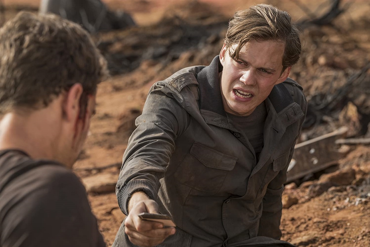 Bill Skarsgård in Allegiant