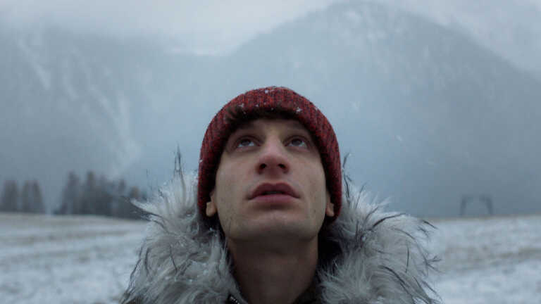 Paradise – Una nuova vita, recensione del film di Davide Del Degan