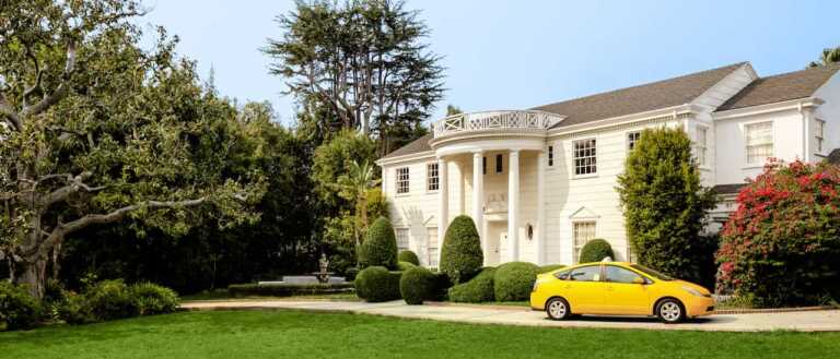 Will Smith apre le porte dell’iconica villa a LA del Principe di Bel-Air