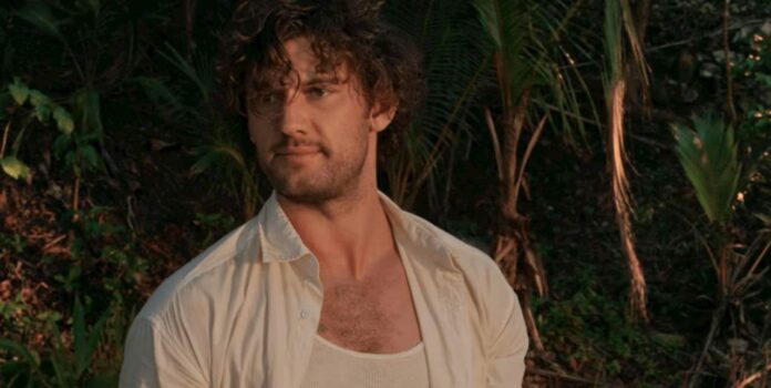 Alex Pettyfer