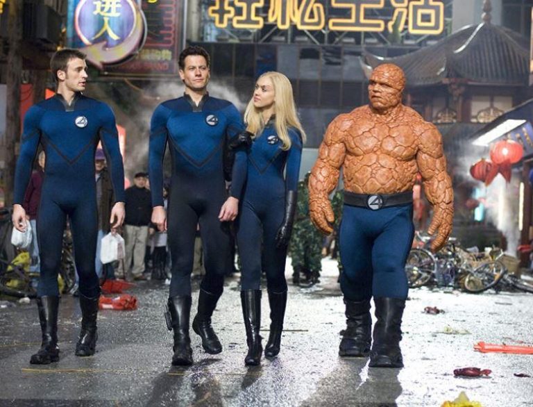 I Fantastici 4 e Silver Surfer: la trama e il cast del film Marvel