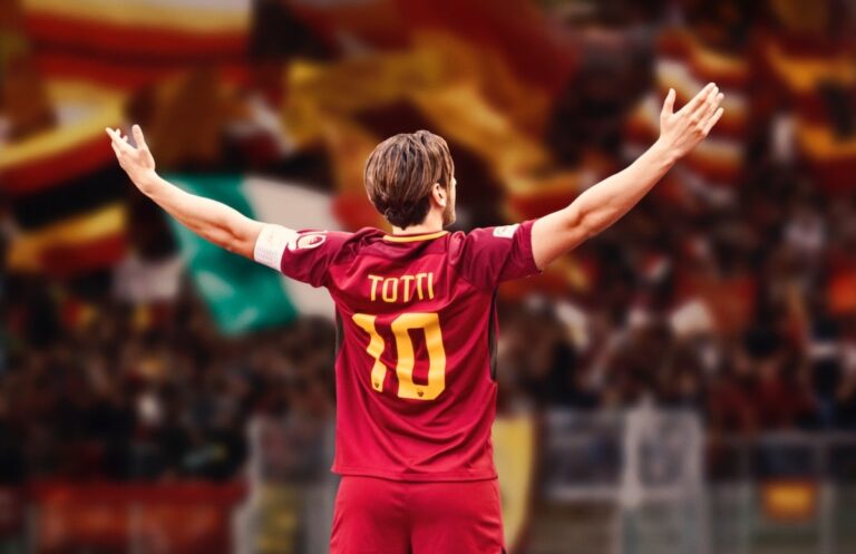 Speravo de morì prima: recensione della serie su Francesco Totti