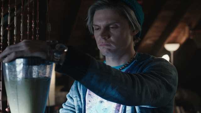 evan peters