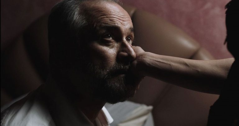 Governance – Il prezzo del potere, la recensione del film con Massimo Popolizio