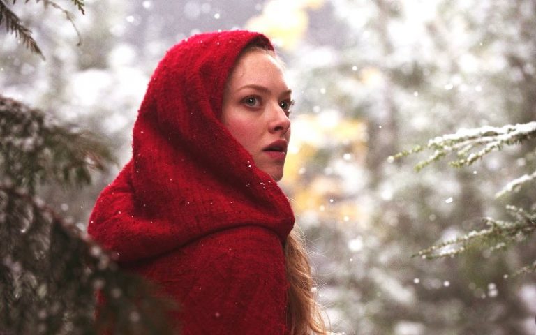 Cappuccetto rosso sangue: trama e cast del film con Amanda Seyfried