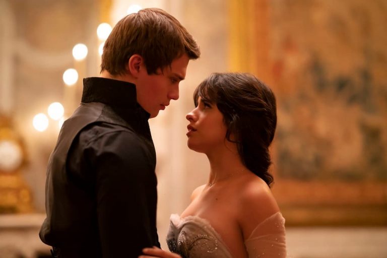 Cenerentola di Kay Cannon, ecco le prime foto del film Amazon