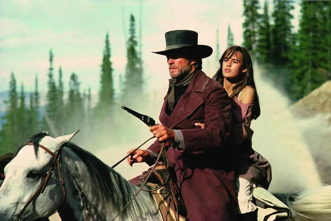 Clint Eastwood e Sydney Penny in Il cavaliere pallido