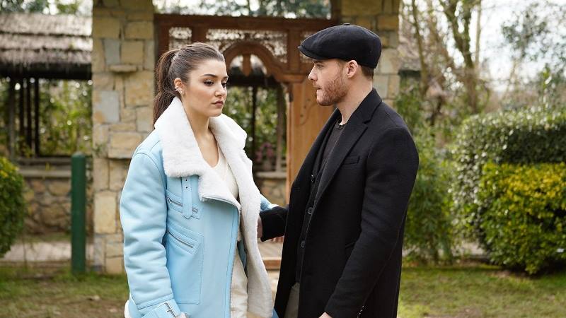 Hande Erçel Karem Bursin