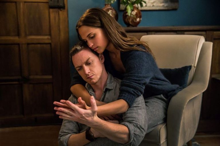 Subemergence: trama, cast e location del film