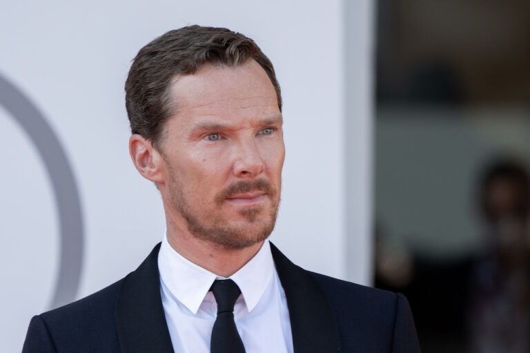 Benedict Cumberbatch imita Robert Downey Jr. [VIDEO]