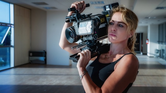 Tapirulàn: al via le riprese del film da regista di Claudia Gerini