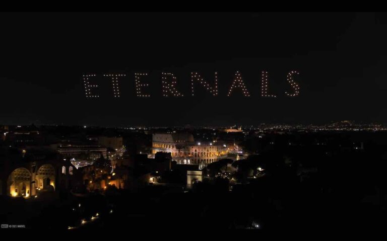 Eternals ha illuminato il cielo di Roma – VIDEO Eternals ha illuminato il cielo di Roma – VIDEO