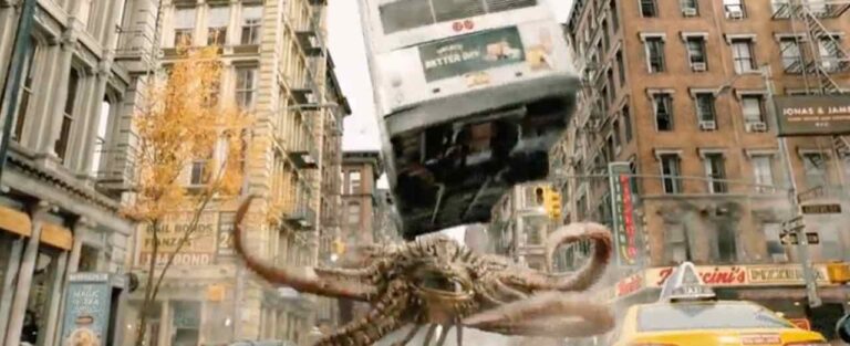 Doctor Strange nel Multiverso della Follia: la battaglia contro Gargantos nella prima clip dal film