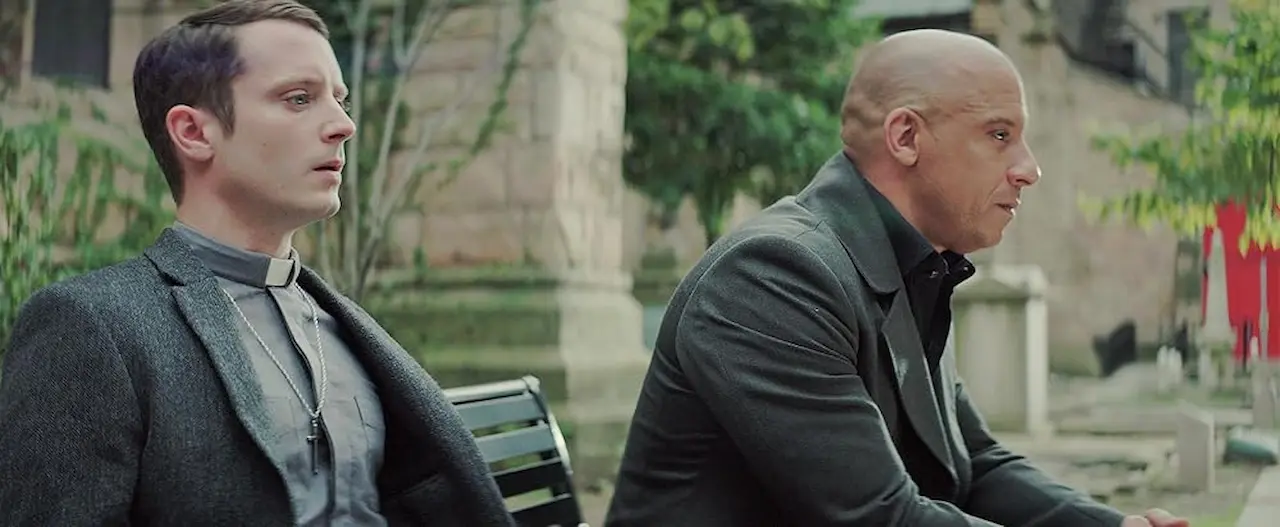 Elijah Wood e Vin Diesel in The Last Witch Hunter - L'ultimo cacciatore di streghe