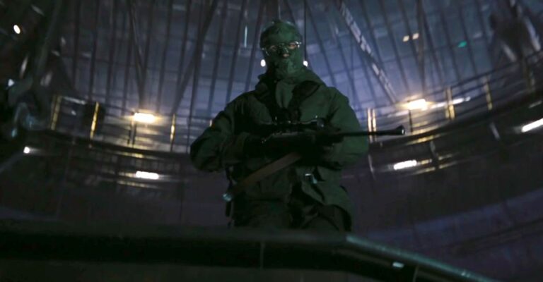 The Batman: il nuovo spot mostra il costume dell’Enigmista