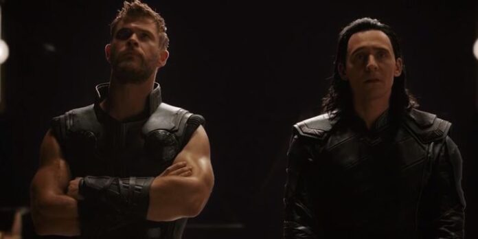Chris-Hemsworth-Thor-Tom-Hiddleston-as-Loki-in-Thor-Ragnarok