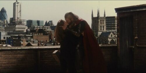 Chris-Hemsworth-Thor-e-Natalie-Portman-as-Jane-Foster-Marvel